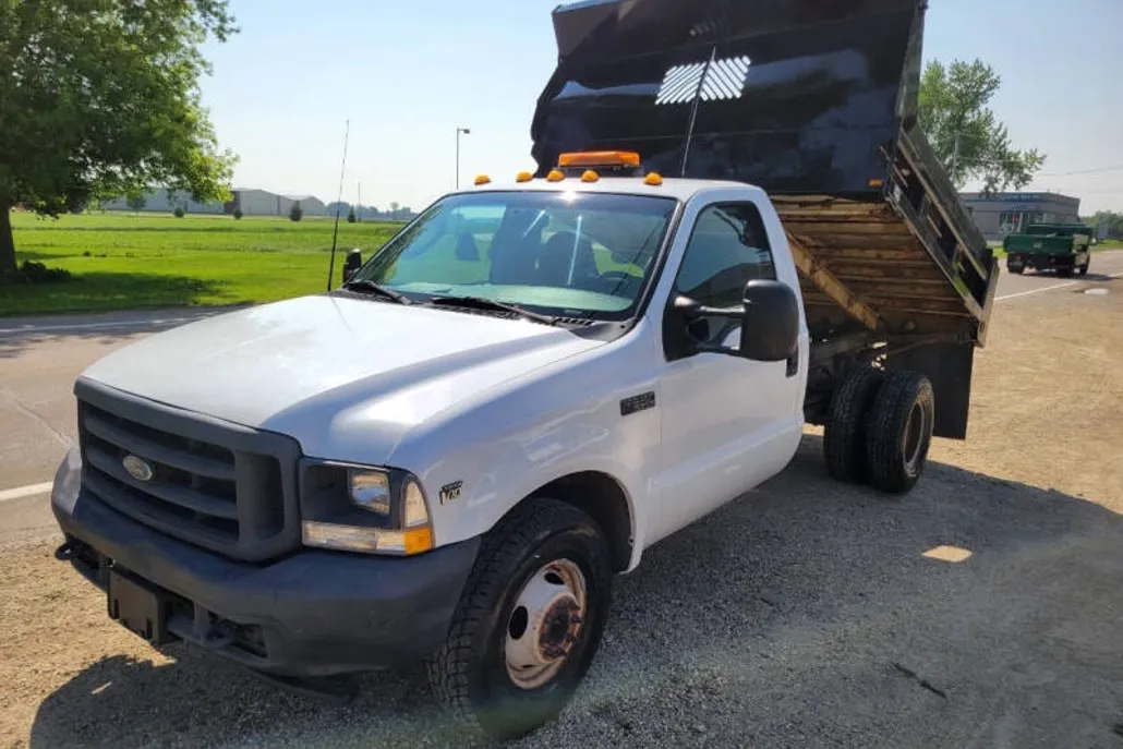 2003 Ford F-350 photo 1