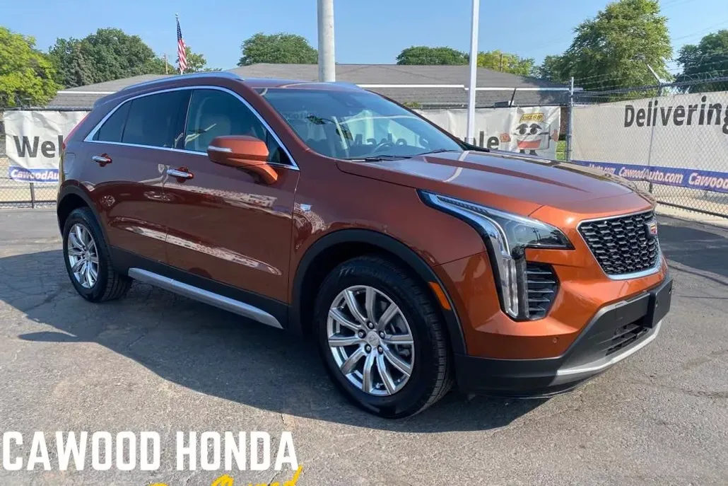 2021 Cadillac XT4 Premium Luxury photo 1