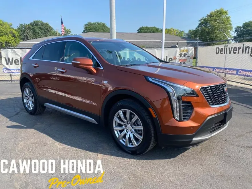 2021 Cadillac XT4 Premium Luxury photo 1