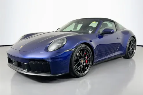 2025 Porsche 911 Targa 4 GTS photo 2