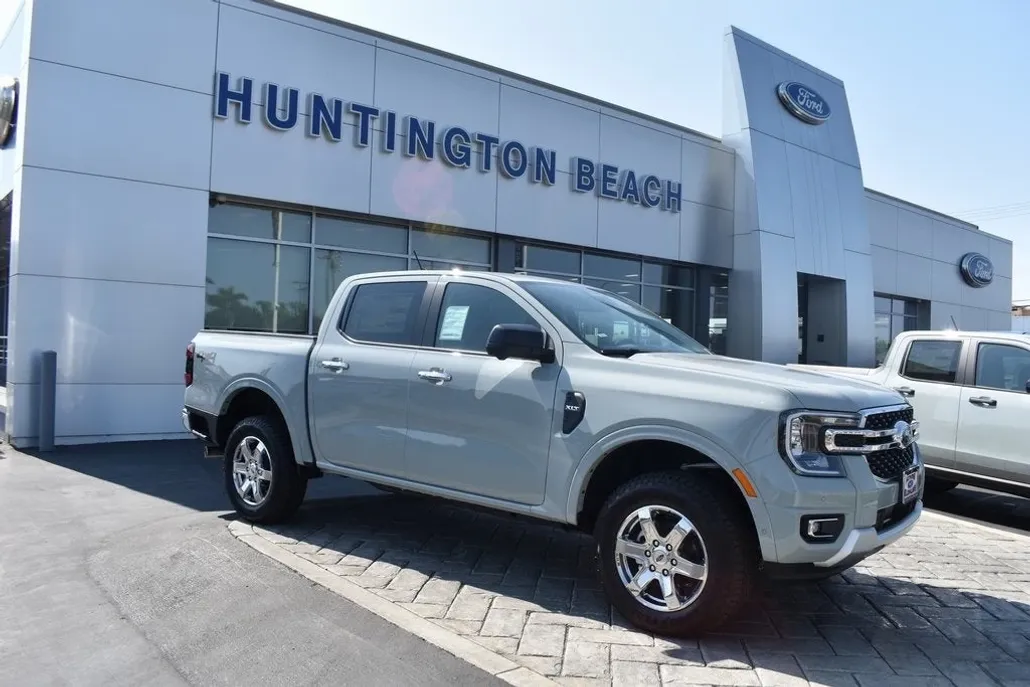 2024 Ford Ranger XLT photo 1