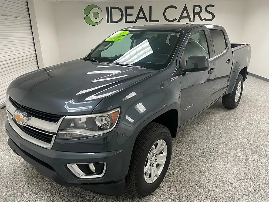 2017 Chevrolet Colorado LT photo 1