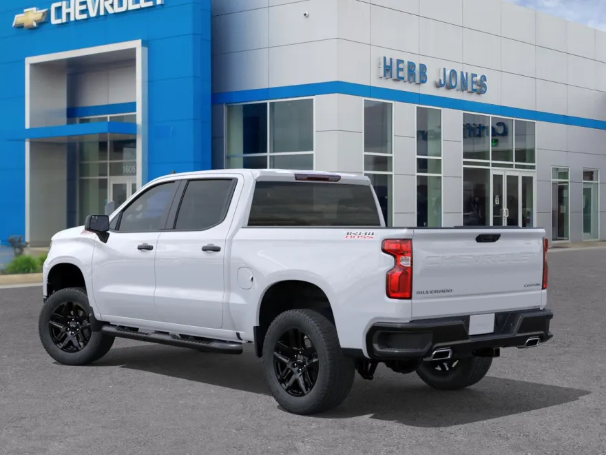 2026 Chevrolet Silverado 1500 Custom Trail Boss photo 1