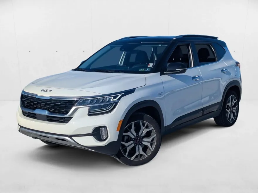 2023 Kia Seltos SX photo 1