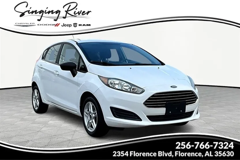 2017 Ford Fiesta SE photo 1