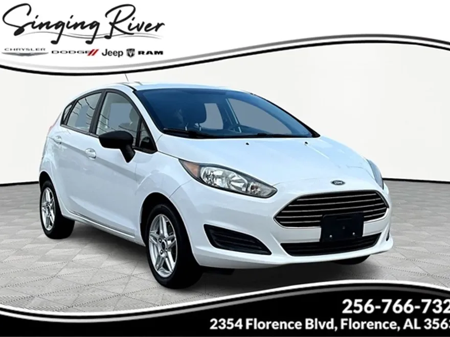 2017 Ford Fiesta SE photo 1