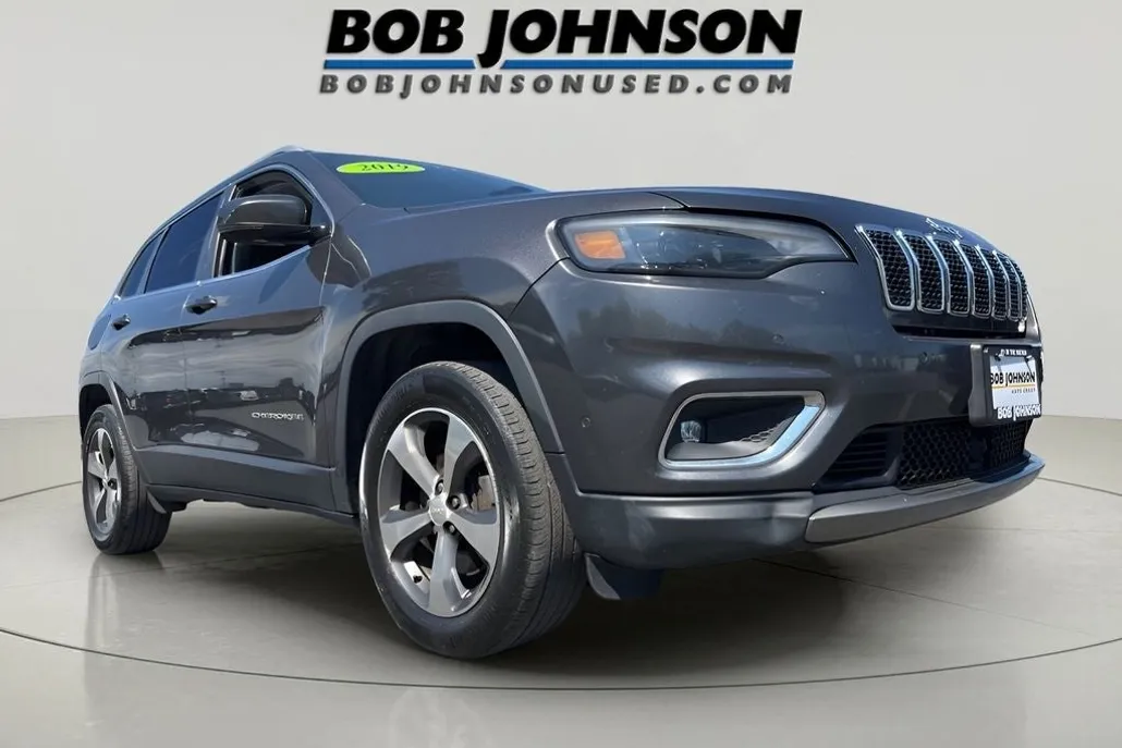 2019 Jeep Cherokee Limited photo 1