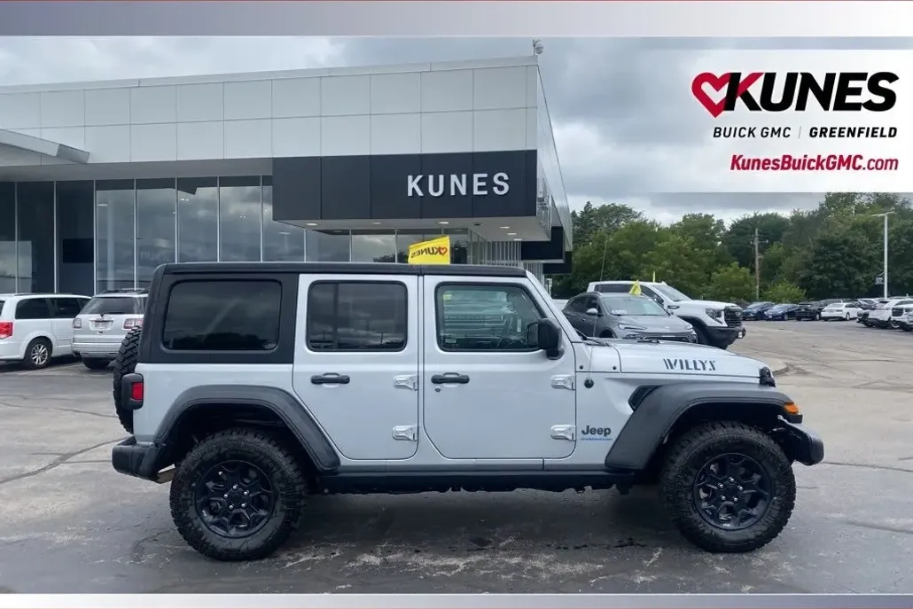 2023 Jeep Wrangler Base 4xe Sport photo 1