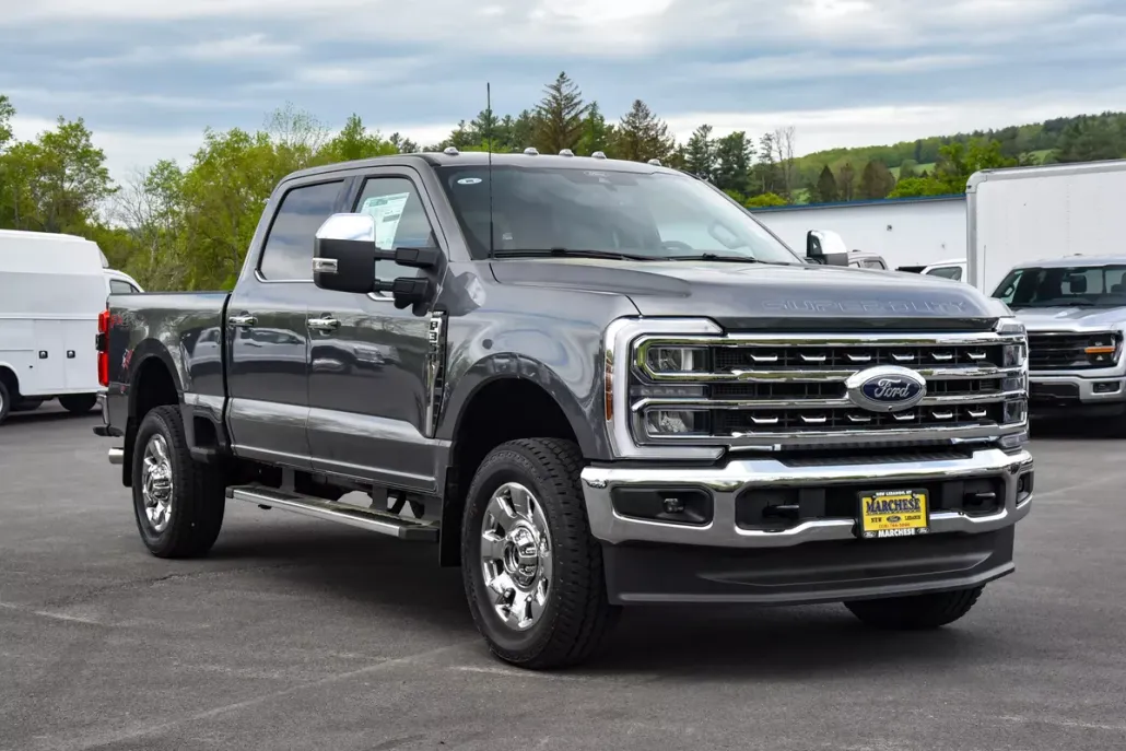 2025 Ford F-350 photo 1