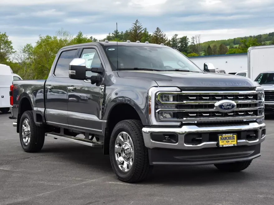 2025 Ford F-350 photo 1