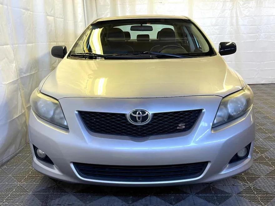 2009 Toyota Corolla photo 3