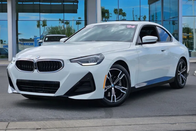 2024 Bmw 230i xDrive Coupe photo 1
