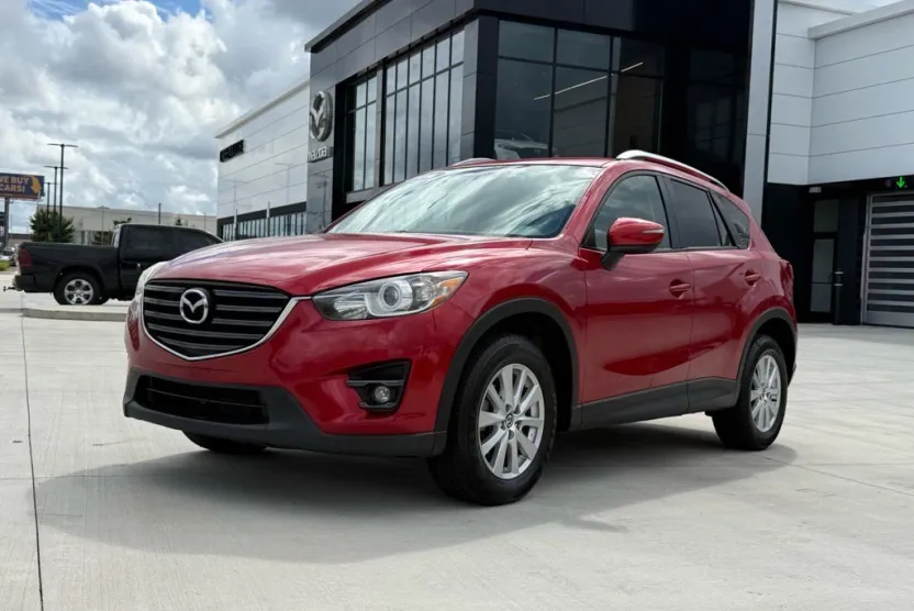 2016 Mazda CX-5 Touring photo 1