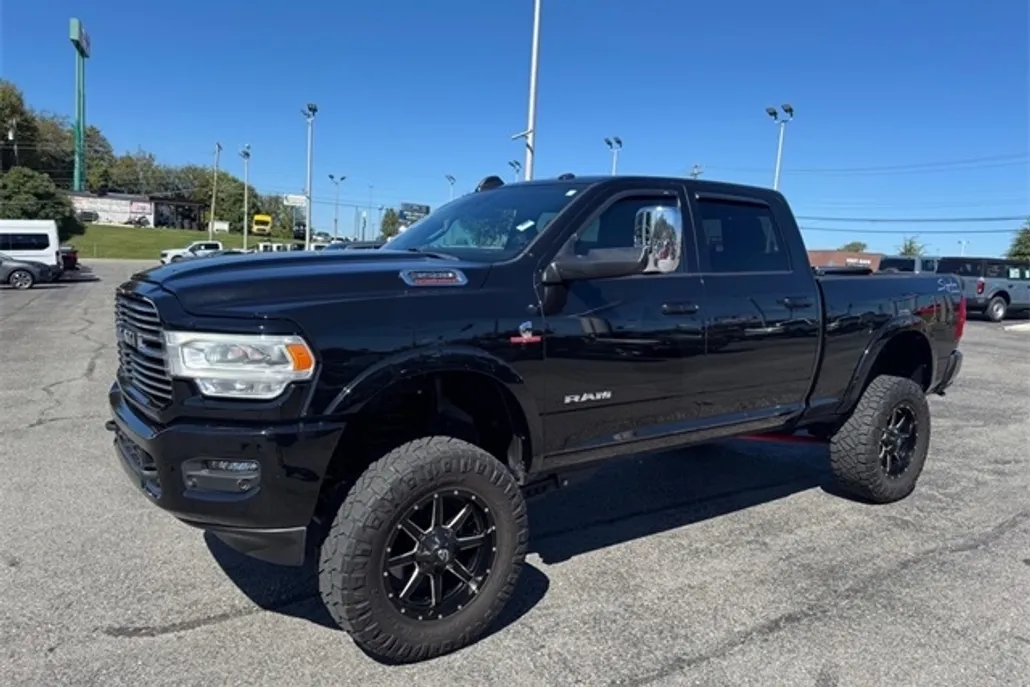 2022 Ram 3500 Laramie photo 1