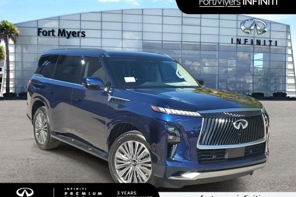 2025 Infiniti QX80 Luxe photo 1
