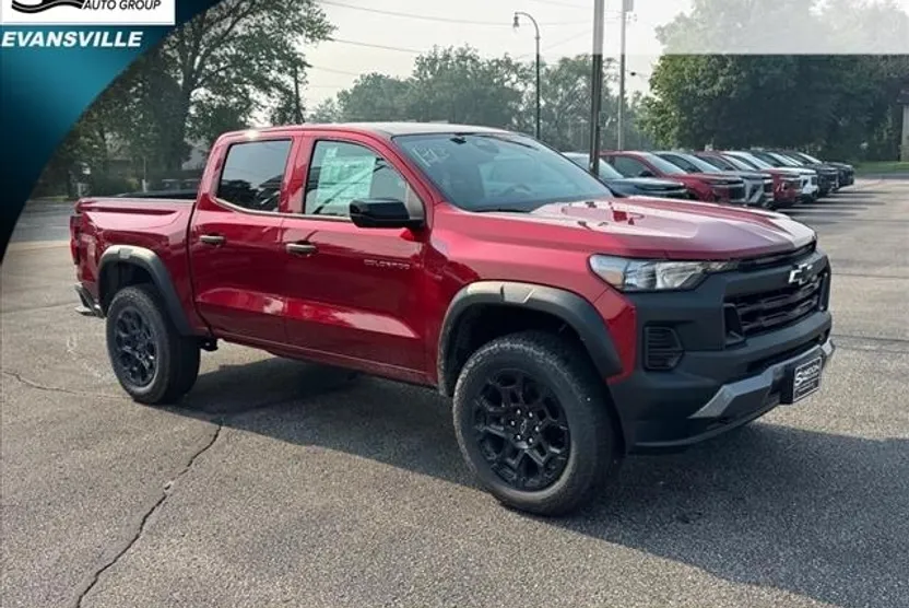 2026 Chevrolet Colorado Trail Boss photo 1
