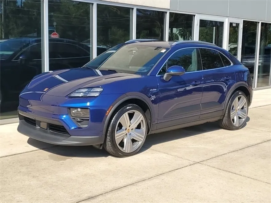 2024 Porsche Macan Electric 4 photo 1