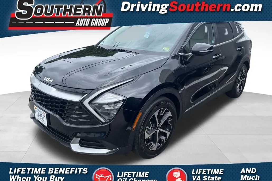 2023 Kia Sportage EX photo 1