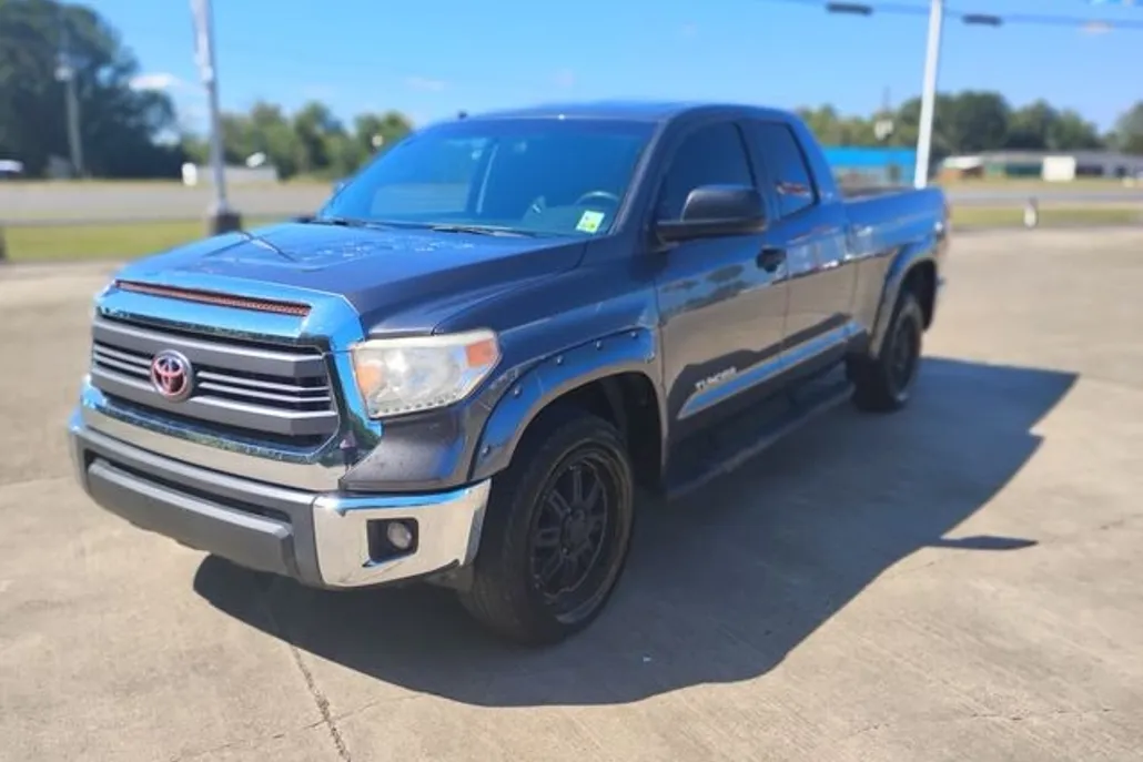 2015 Toyota Tundra SR5 Grade photo 1