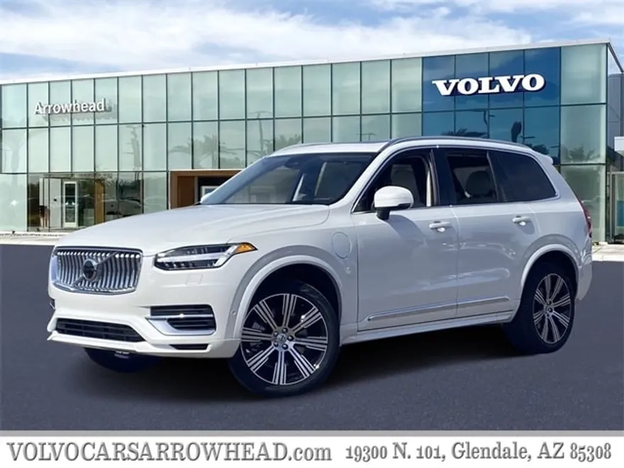 2025 Volvo XC90 T8 photo 1