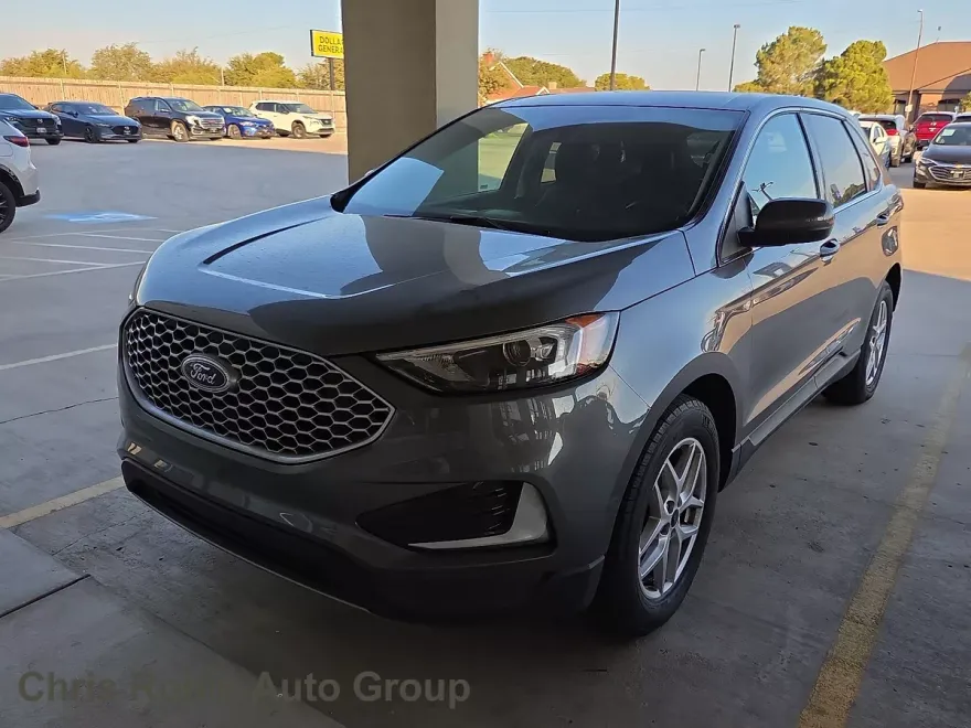 2024 Ford Edge SEL photo 1