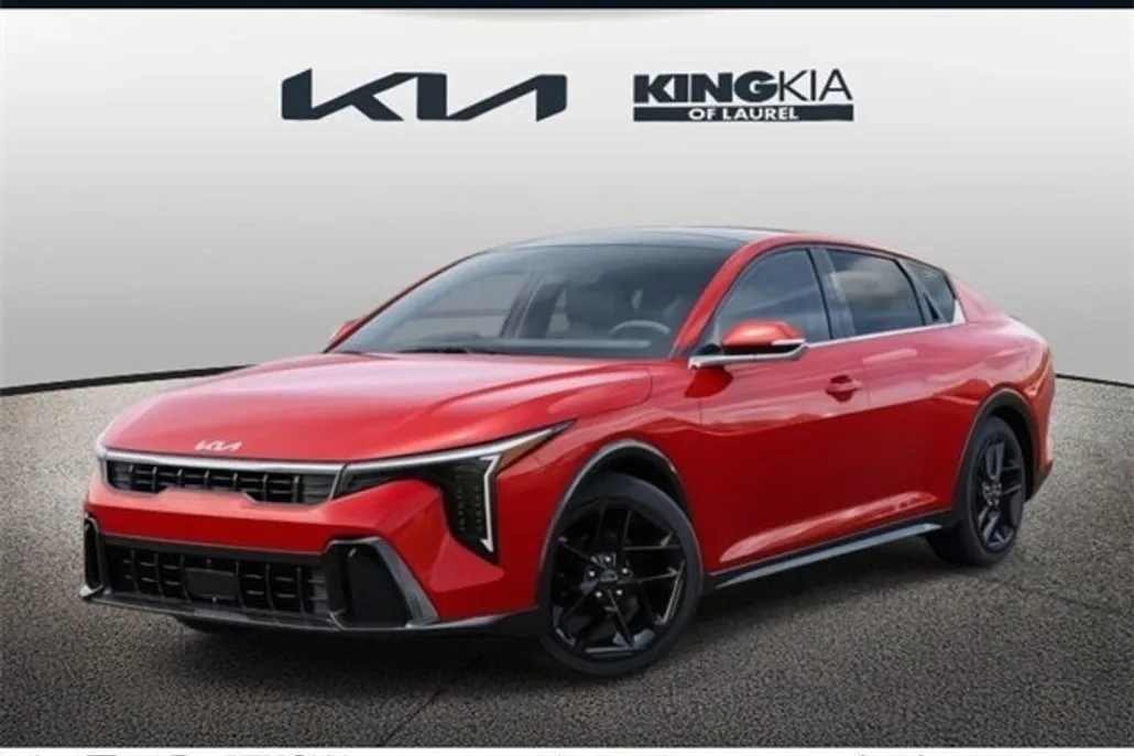 2025 Kia K4 GT-Line Turbo photo 1