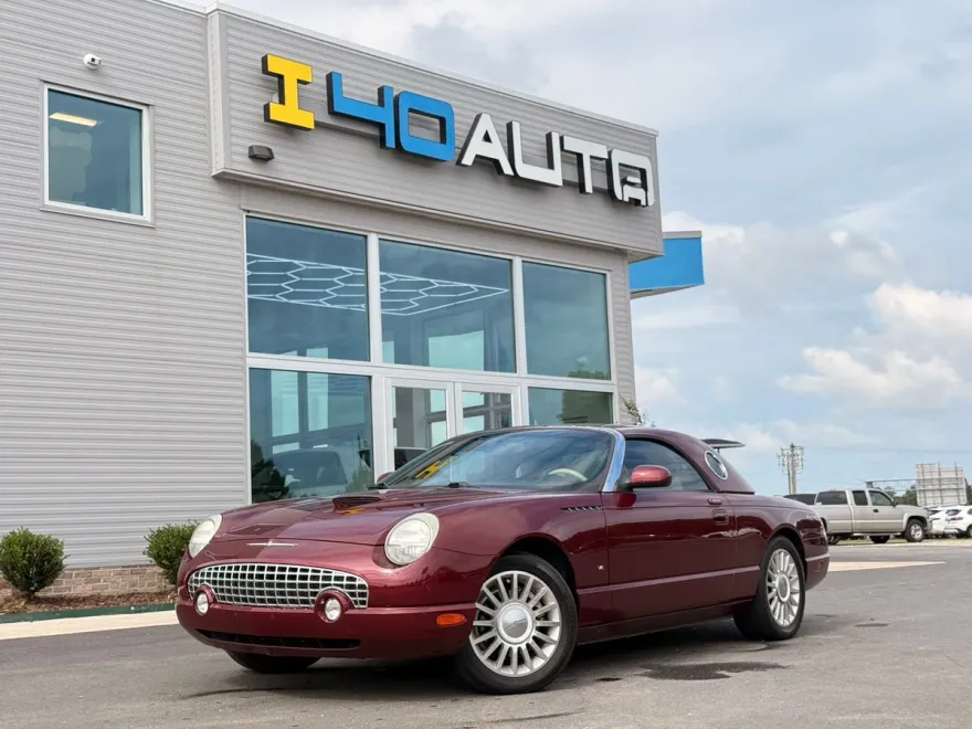 2004 Ford Thunderbird Base photo 1