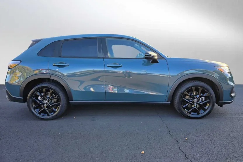 2023 Honda HR-V Sport photo 1