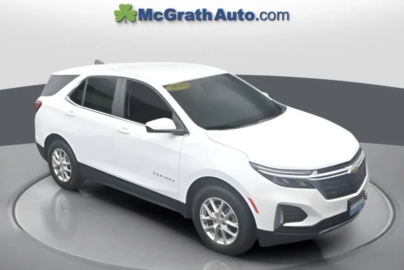 2023 Chevrolet Equinox LT photo 1