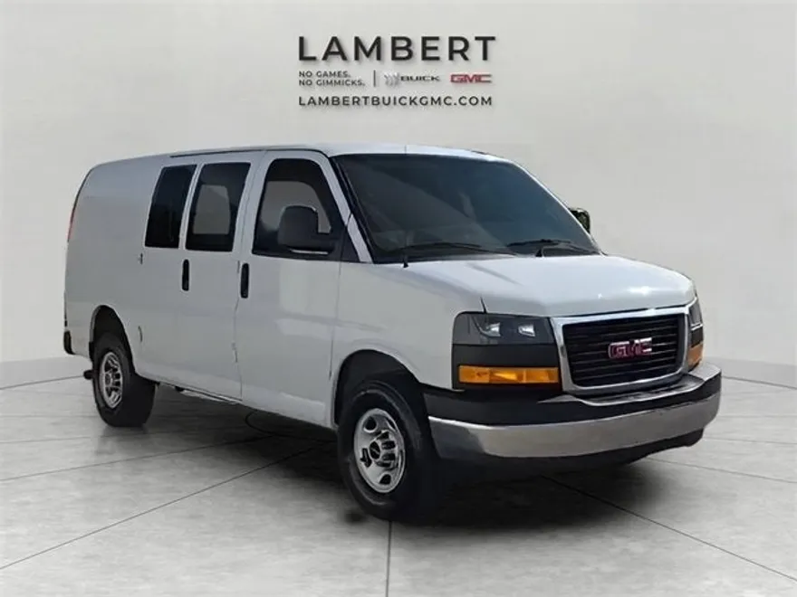 2023 Gmc Savana Cargo 2500 photo 1