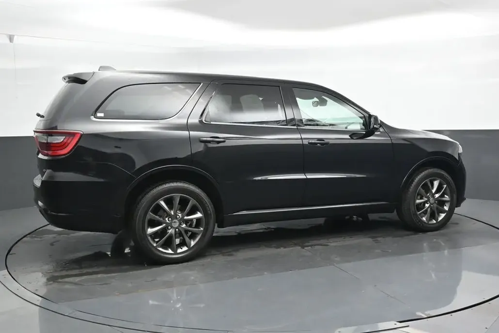2017 Dodge Durango GT photo 1