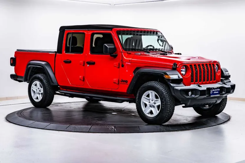 2020 Jeep Gladiator Sport photo 1