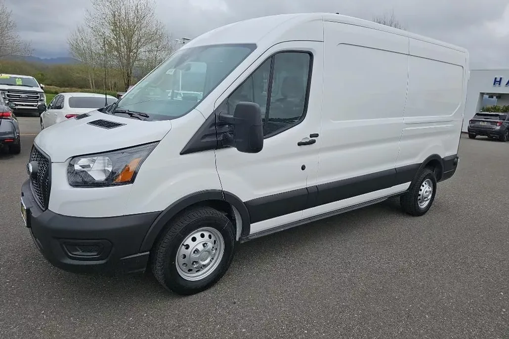 2025 Ford Transit Cargo Van photo 1