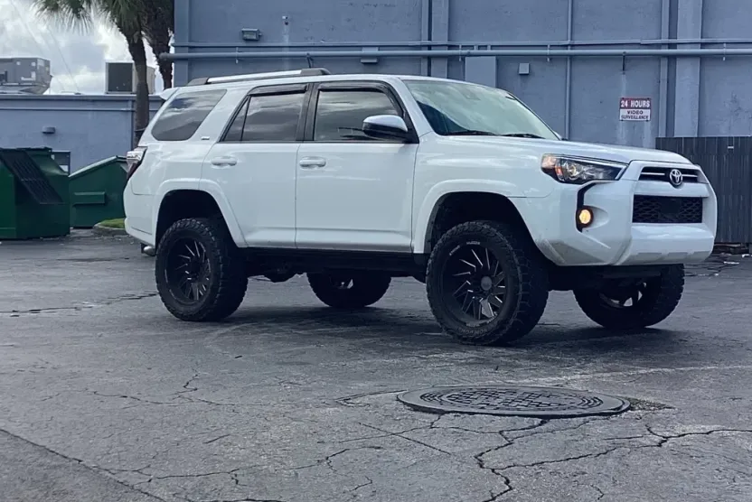 2020 Toyota 4Runner Base photo 1