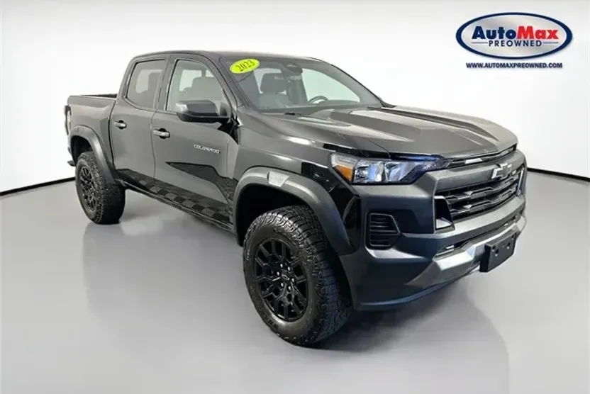 2023 Chevrolet Colorado Trail Boss photo 1