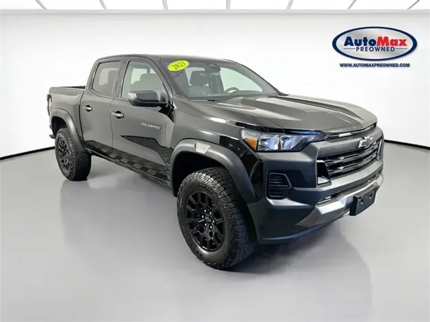 2023 Chevrolet Colorado Trail Boss photo 1