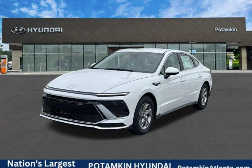 2025 Hyundai Sonata SE photo 1
