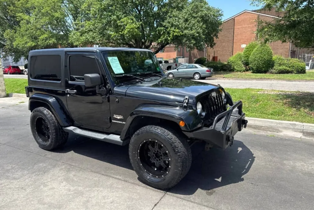 2014 Jeep Wrangler Sahara photo 1