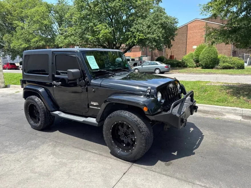 2014 Jeep Wrangler Sahara photo 1