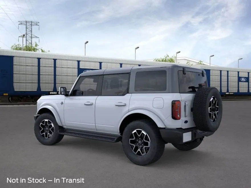 2025 Ford Bronco Outer Banks photo 1