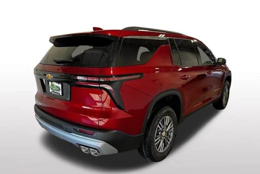 2026 Chevrolet Traverse photo 1