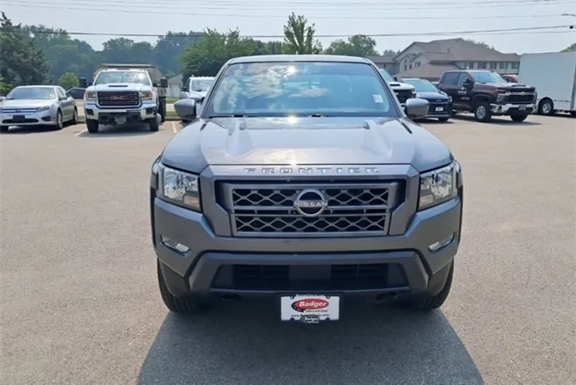 2023 Nissan Frontier SV Crew Cab photo 1