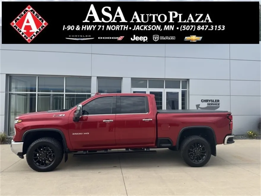 2025 Chevrolet Silverado 3500HD LTZ photo 1