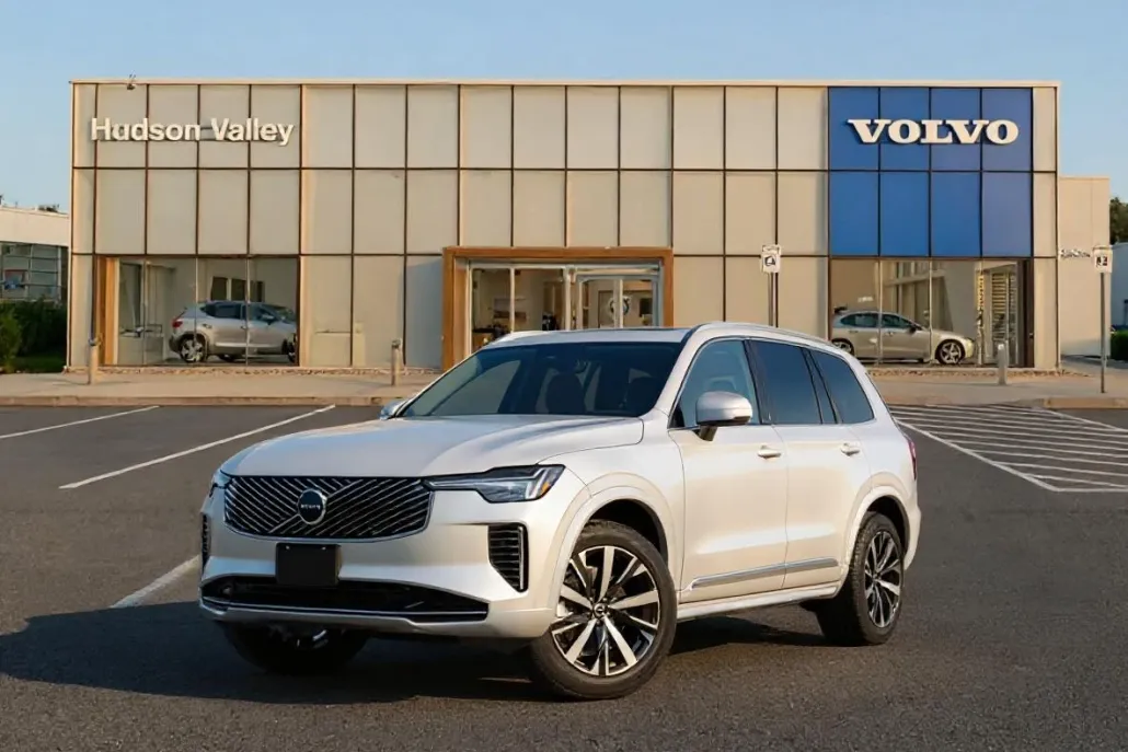 2026 Volvo XC90 Plus photo 1