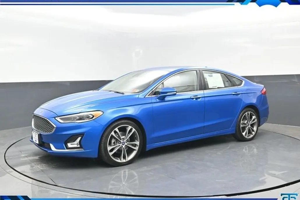 2020 Ford Fusion Titanium photo 1
