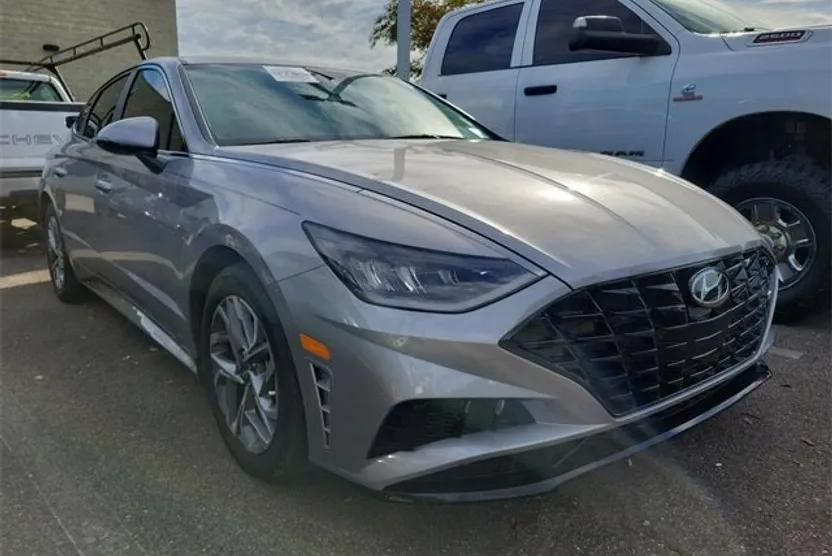 2023 Hyundai Sonata SEL photo 1