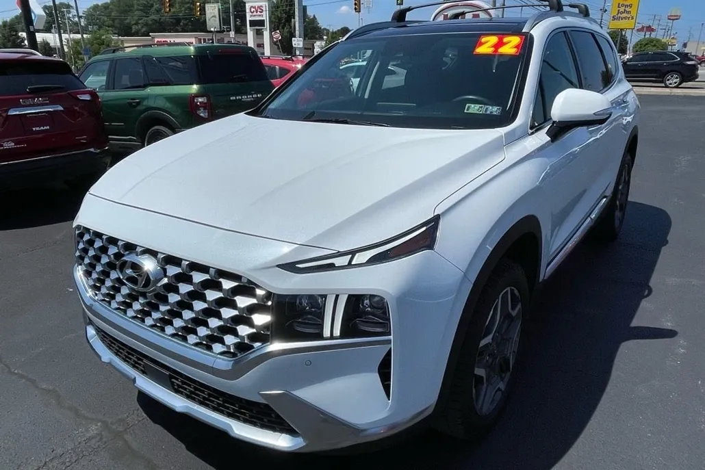 2022 Hyundai Santa Fe Limited photo 1