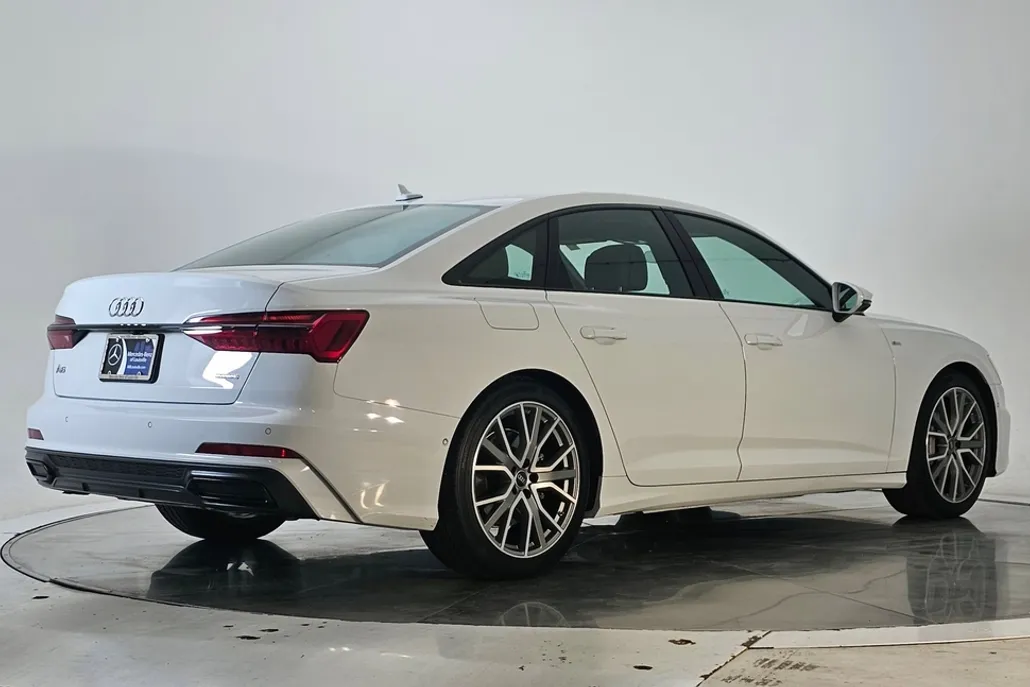 2023 Audi A6 Premium Plus Quattro photo 1