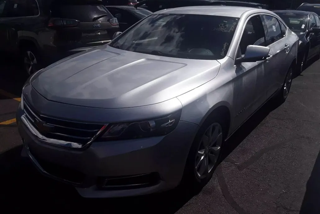 2017 Chevrolet Impala photo 1