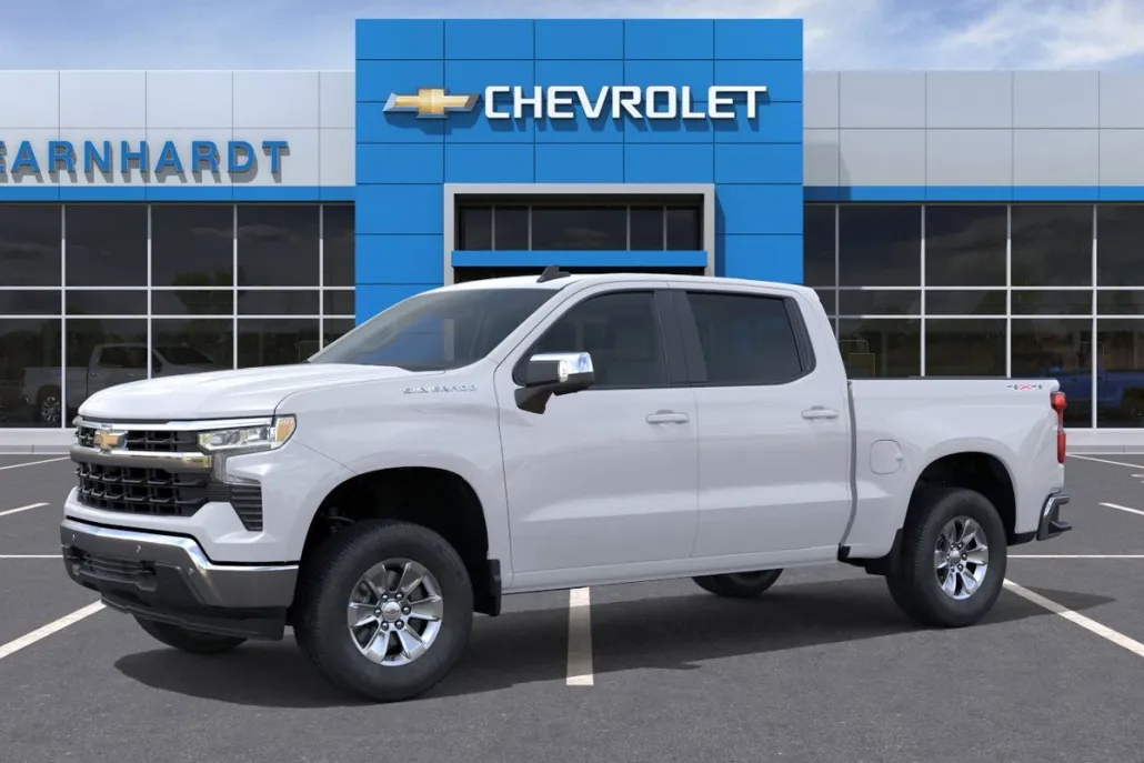 2026 Chevrolet Silverado 1500 LT photo 1
